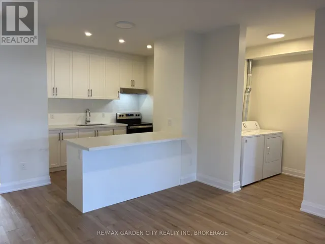 103B - 103 SOUTHWORTH STREET N, Welland (Lincoln/Crowland), Ontario L3B1Y7