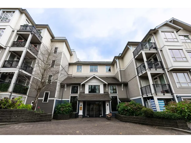 13897 FRASER HIGHWAY, Surrey, British Columbia V3T4E6