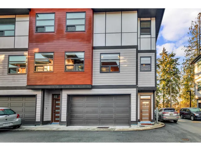 4 32970 TUNBRIDGE AVENUE, Mission, British Columbia V2V0J9