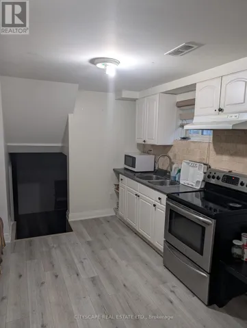 6393 CHAUMONT CRESCENT, Mississauga (Meadowvale), Ontario L5N2M7