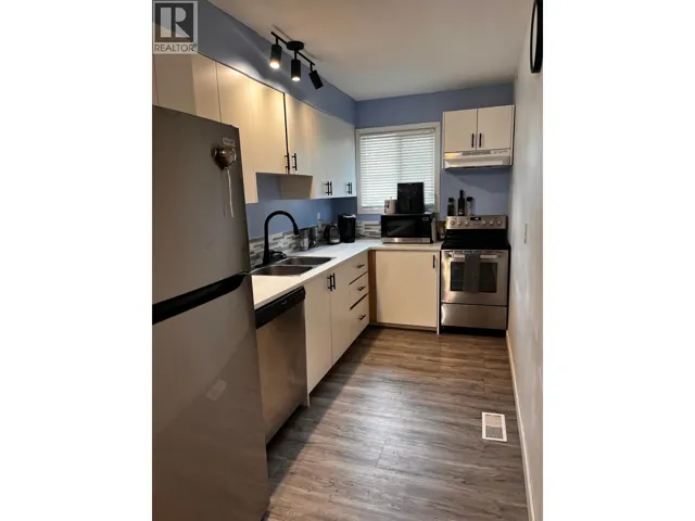 1332 DIEFENBAKER DRIVE, Prince George, British Columbia V2L4H7