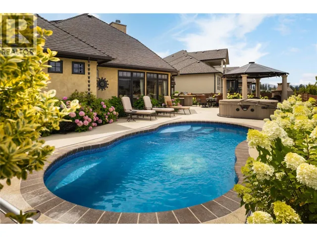 4768 CARMEL Crescent, Kelowna, British Columbia V1W5B9