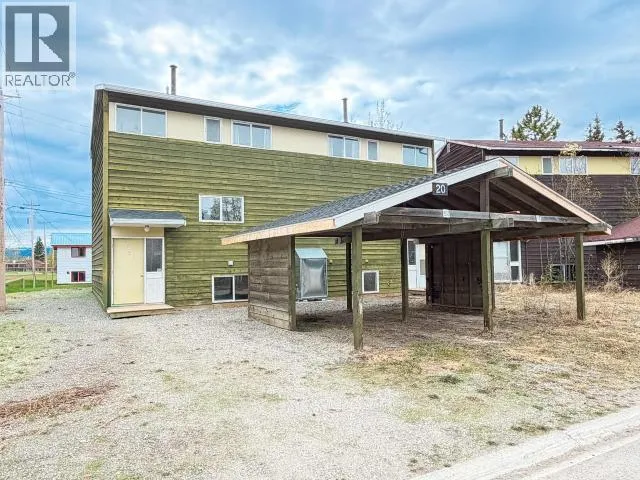 18-20 HARPER STREET, Faro, Yukon Y0B1K0