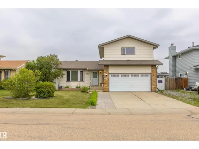 8902 107 AV, Morinville, Alberta T8R1C6