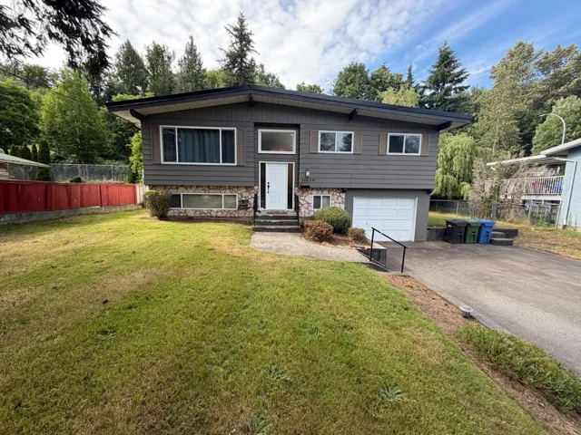 31639 CHARLOTTE AVENUE, Abbotsford, British Columbia V2T3Z6