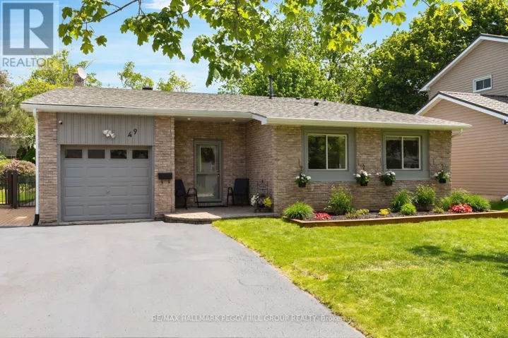 49 NOAM DRIVE, Barrie (Sunnidale), Ontario L4N4N4