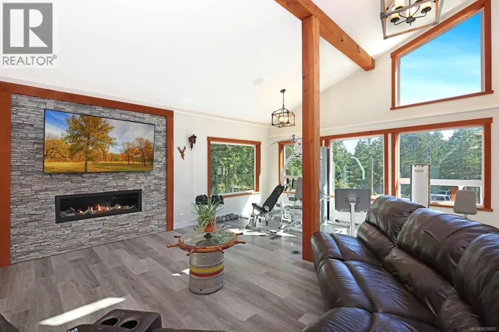 8400 Owl Cres, Denman Island, British Columbia V0R1T0