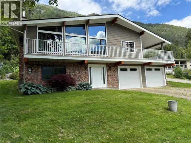 723 Highway 3A Highway, Nelson, British Columbia V1L6M4