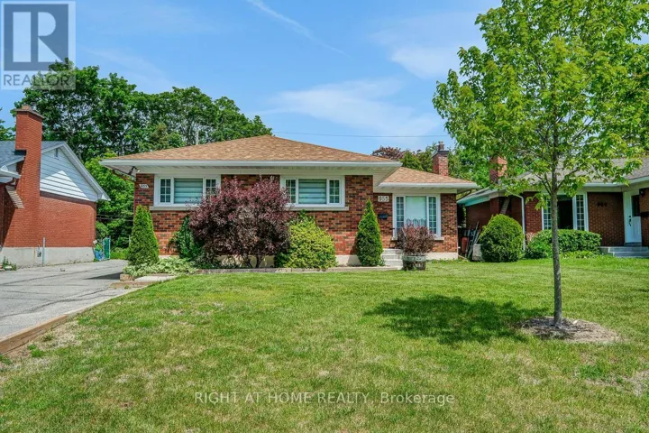 955 ALPINE AVENUE, Ottawa, Ontario K2B5R9