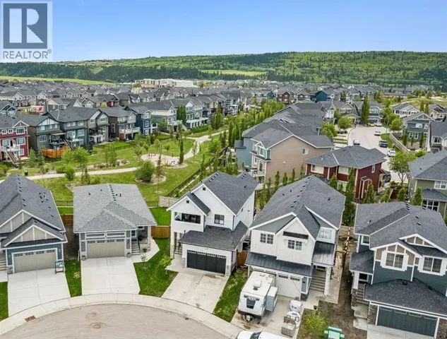 80 Sunrise Heath, Cochrane, Alberta T4C3C5