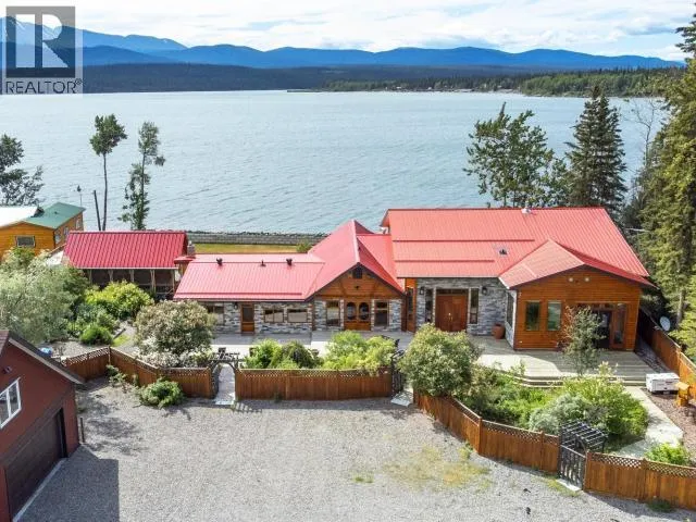14 BAYVIEW ROAD, Whitehorse South, Yukon Y0B1Y0