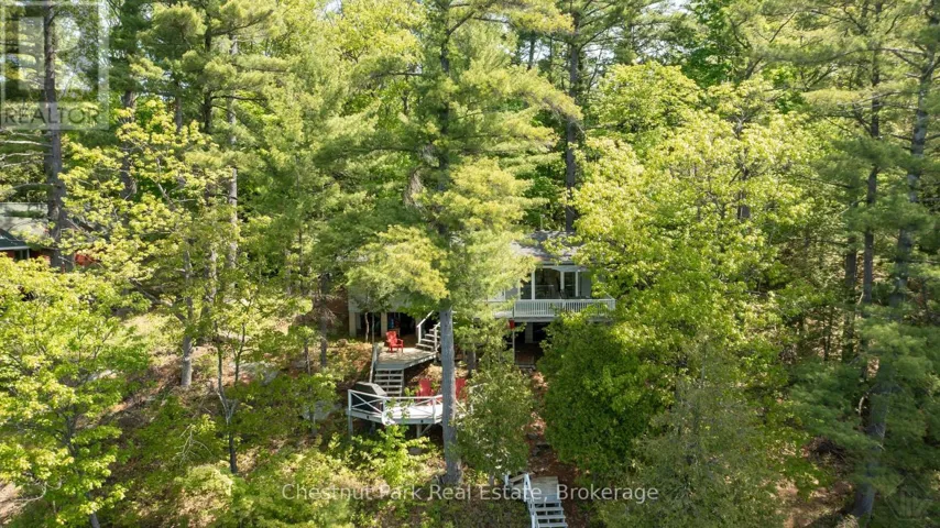 85 TAYLOR ISLAND, Gravenhurst (Muskoka (S)), Ontario P1P1R2