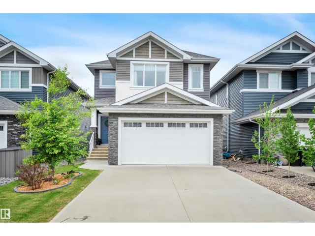 3898 ROBINS CR NW, Edmonton, Alberta T5S0M9