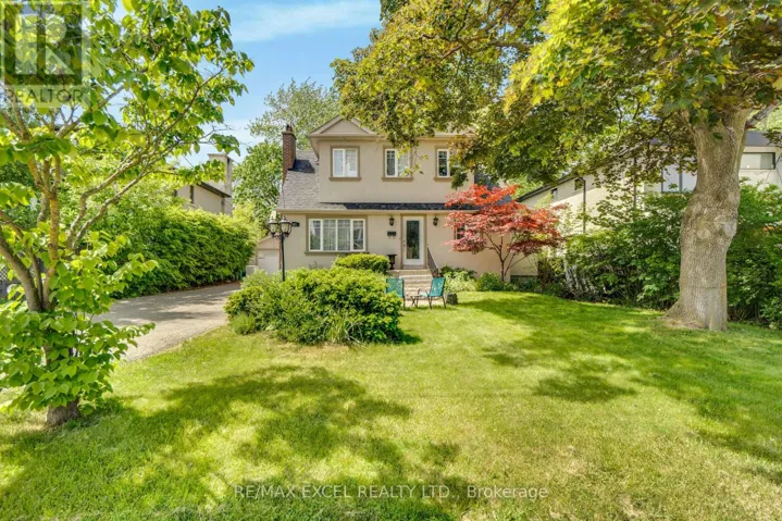 381 NIAR AVENUE, Mississauga (Mineola), Ontario L5G1W2