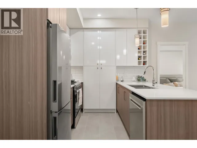 313 23200 GILLEY ROAD, Richmond, British Columbia V6V0C7