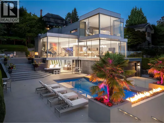 2331 WESTHILL DRIVE, West Vancouver, British Columbia V7S2Z2