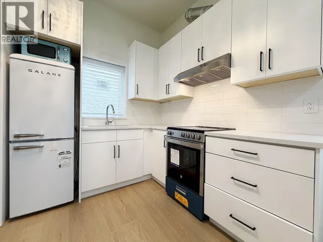 43xx SHACKLETON GATE, Richmond, British Columbia V7C5G8