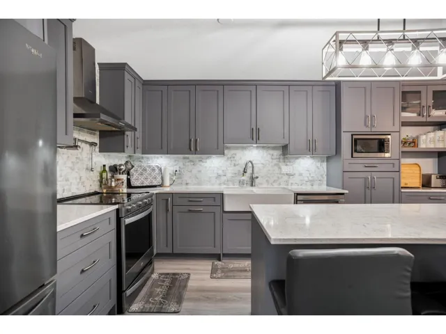 2 4740 221 STREET, Langley, British Columbia V3H4W8