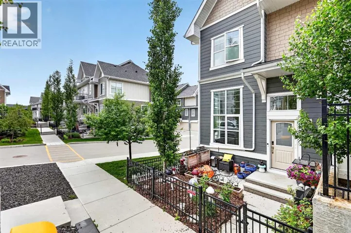 903 Cranbrook Walk SE, Calgary, Alberta T3M2V5