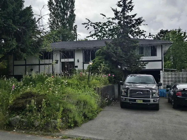 15064 PEACOCK PLACE, Surrey, British Columbia V3R4W4