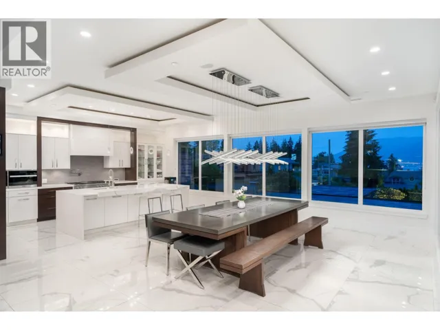 4623 W 4TH AVENUE, Vancouver, British Columbia V6R1R6
