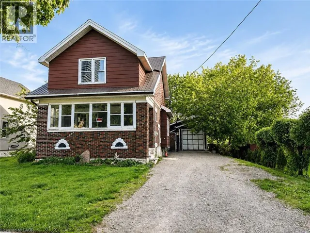 27 OAK Street, Kitchener, Ontario N2G1L4