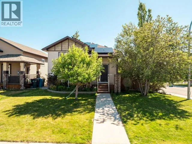 202 Mt Sundance Crescent W, Lethbridge, Alberta T1J0T6