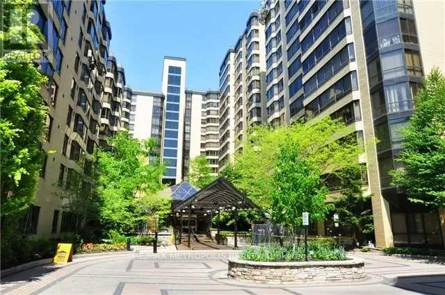 502 - 280 SIMCOE STREET, Toronto (Kensington-Chinatown), Ontario M5T2Y5