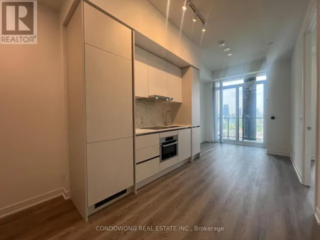 2516 - 180 FRONT STREET E, Toronto (Moss Park), Ontario M5A0A9