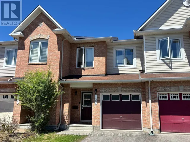 137 MARRISSA AVENUE, Ottawa, Ontario K1J0A4