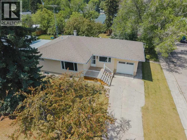 5202 56 Avenue E, Olds, Alberta T4H1H8