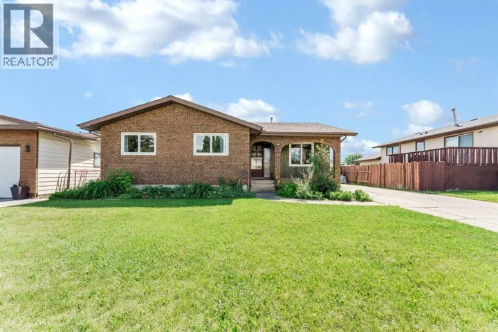 9 Elliott Street SE, Medicine Hat, Alberta T1B2V7