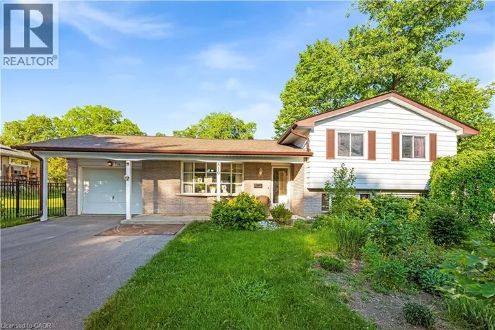 510 EDENBROOK Place, Waterloo, Ontario N2L4N5