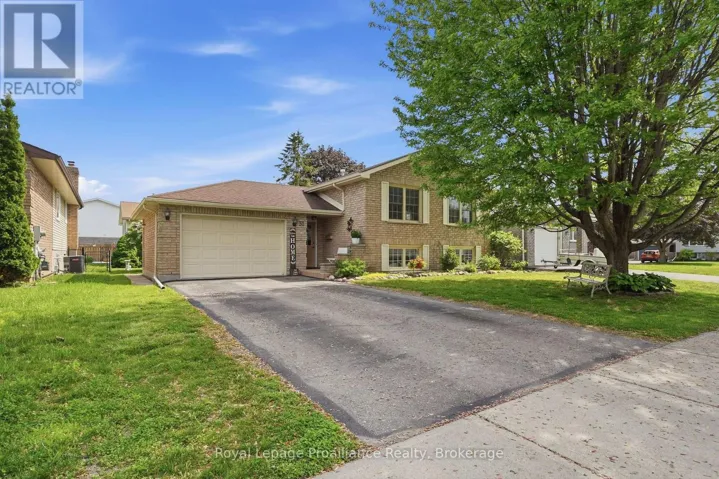 31 SPRINGBROOK CRESCENT, Belleville (Belleville Ward), Ontario K8P5B9