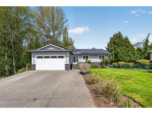 19939 51 AVENUE, Langley, British Columbia V3A7P2