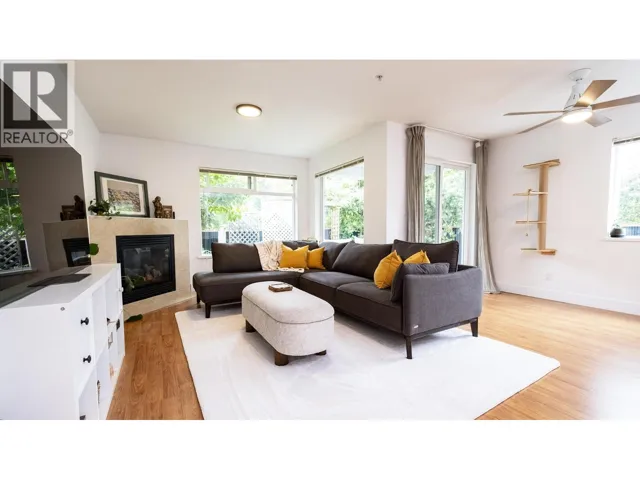 8 624 SHAW ROAD, Gibsons, British Columbia V0N1V8