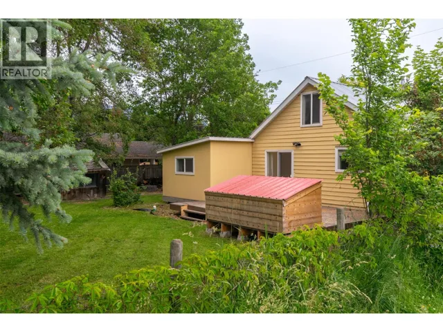 5081 70 Avenue NE, Salmon Arm, British Columbia V0E1K0