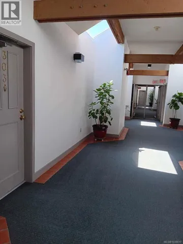 303 10461 Resthaven Dr, Sidney, British Columbia V8L3H6