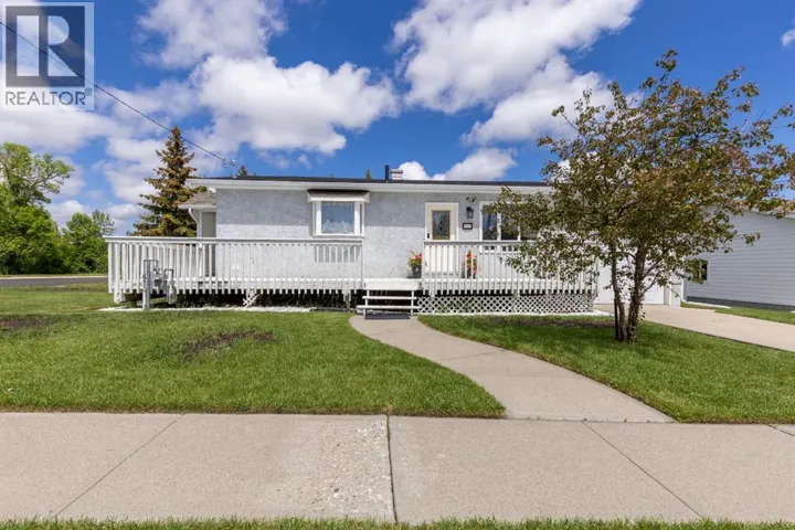 593 3 Avenue W, Cardston, Alberta T0K0K0
