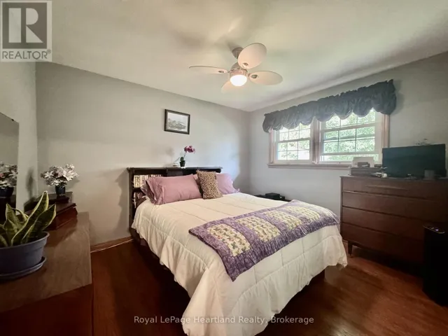 780