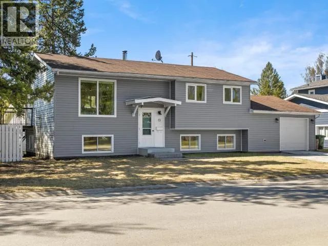13 BLANCHARD ROAD, Whitehorse, Yukon Y1A4T8