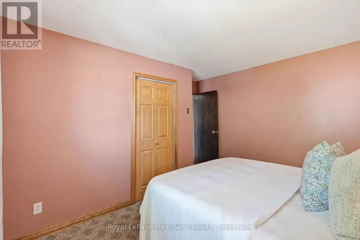 780
