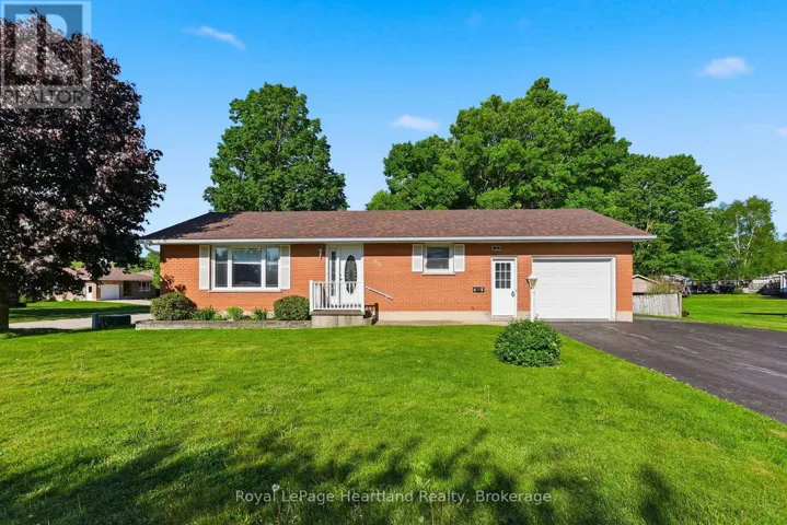 476 CARLING TERRACE, North Huron (Wingham), Ontario N0G2W8