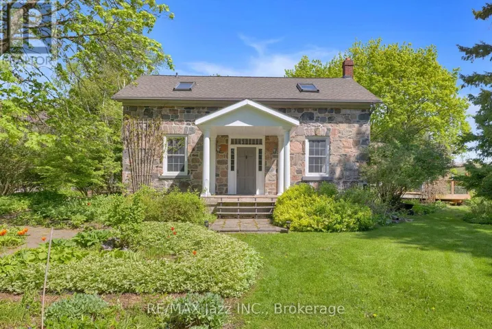 2402 GANARASKA ROAD, Port Hope, Ontario L0A1B0