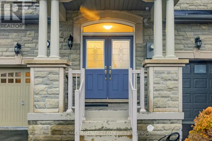 28 SPRUCE PINE CRESCENT, Vaughan (Patterson), Ontario L6A4T3