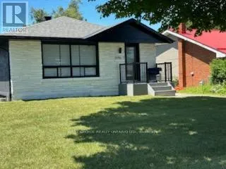 2 - 696 HOLT CRESCENT, Ottawa, Ontario K1G2Y7