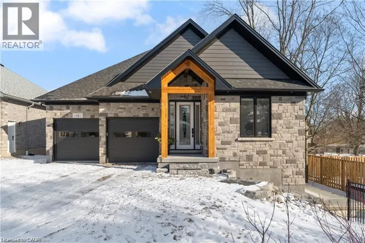 14 GORE ESTATE Court Unit# A, Ayr, Ontario N0B1E0