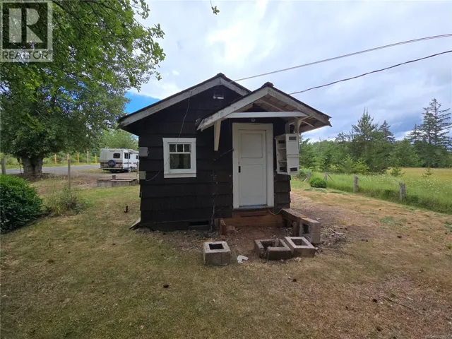 1055 Station Rd, Coombs, British Columbia V0R1M0