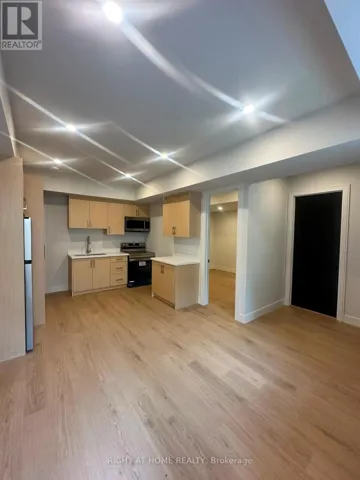 855 TENTH STREET, Mississauga (Lakeview), Ontario L5E1S7