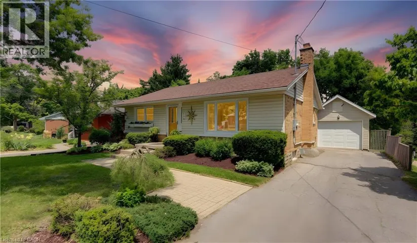 112 CHELSEA Road, Kitchener, Ontario N2B1H9